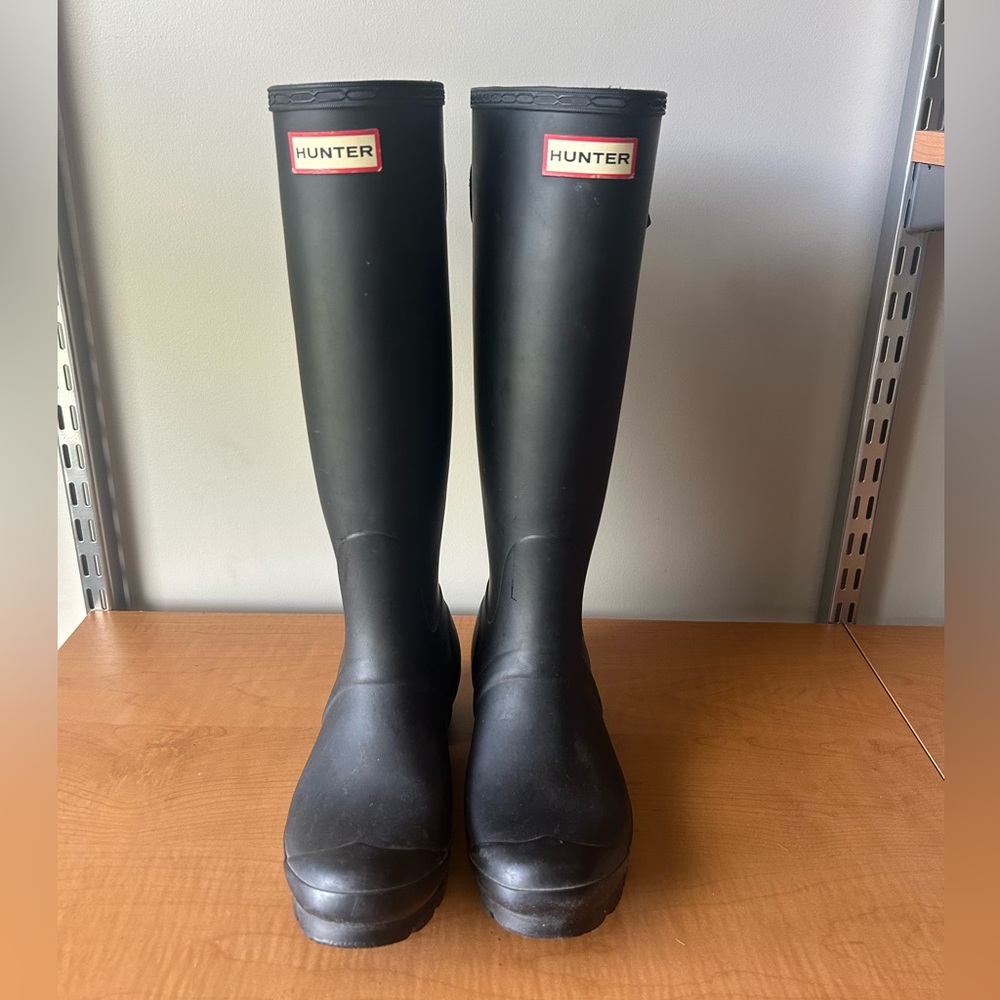 WOMENS BLACK HUNTER RAIN-BOOTS SIZE 7